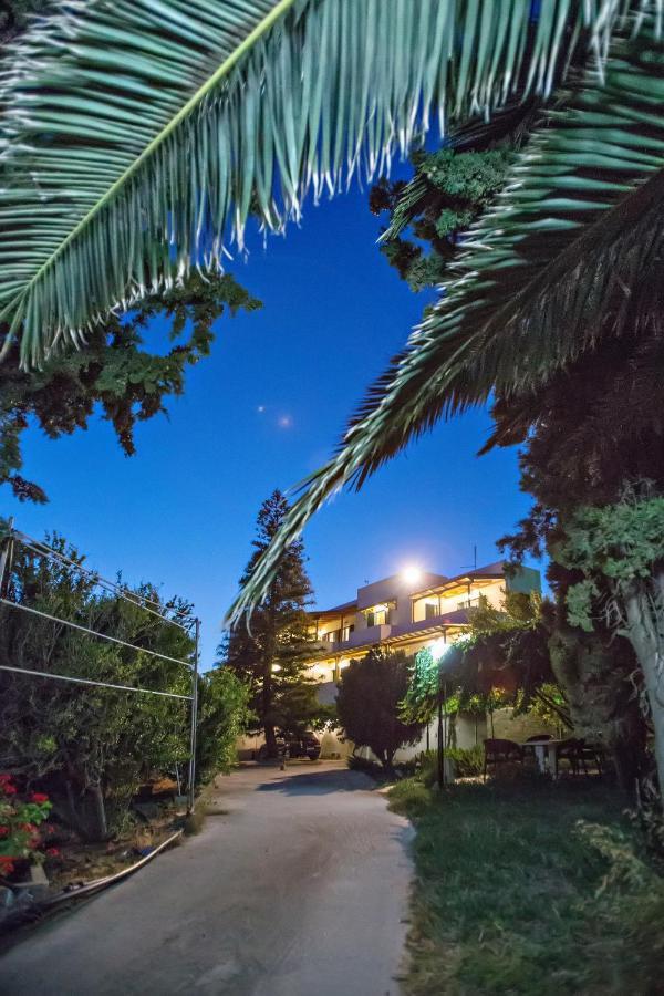 Parathyro Sto Aigaio 1 Tinos Bagian luar foto