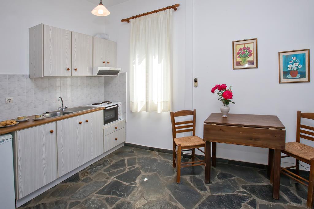 Parathyro Sto Aigaio 1 Tinos Bagian luar foto