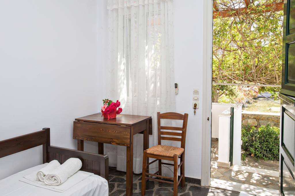 Parathyro Sto Aigaio 1 Tinos Bagian luar foto