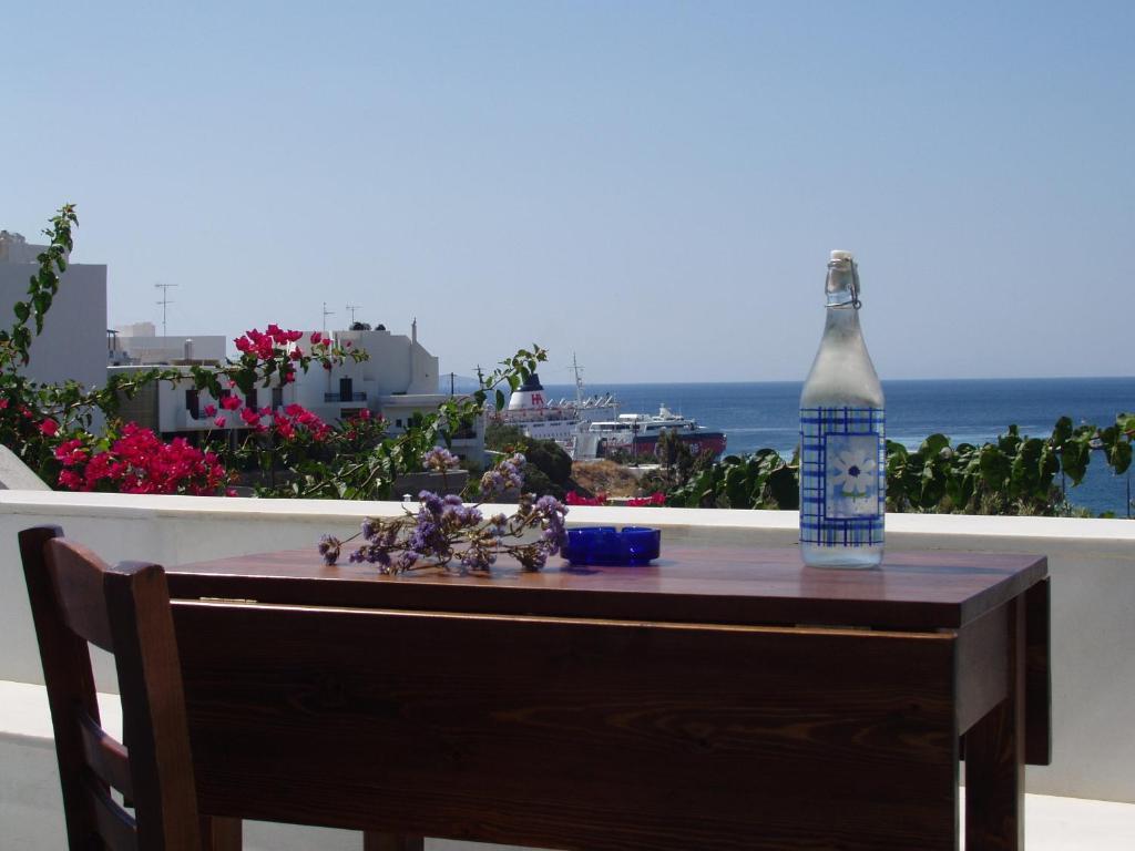 Parathyro Sto Aigaio 1 Tinos Ruang foto